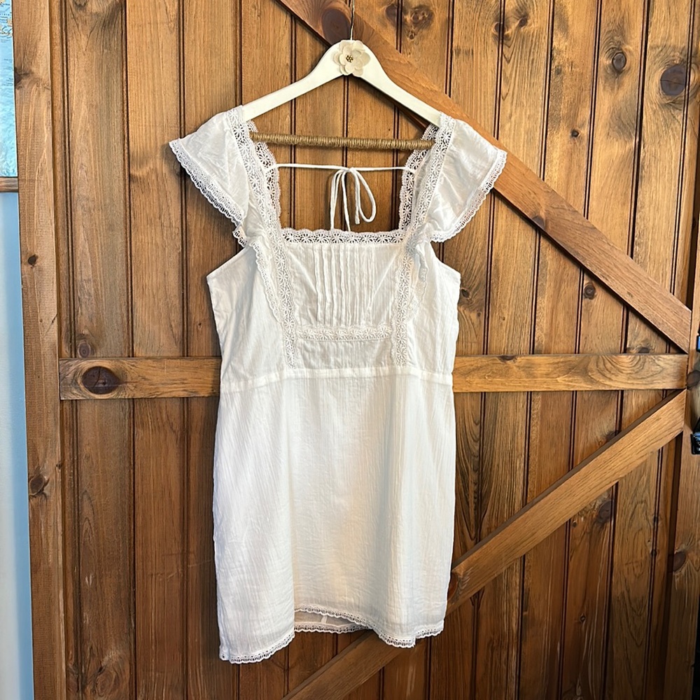 Abercrombie & Fitch Open Back Lace Mini Dress